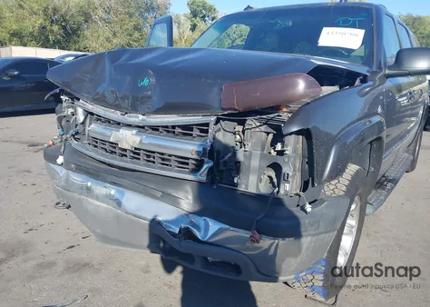 2003 Chevrolet Suburban 1500 Lt from USA, damaged, VIN 3GNFK16ZX3G249042